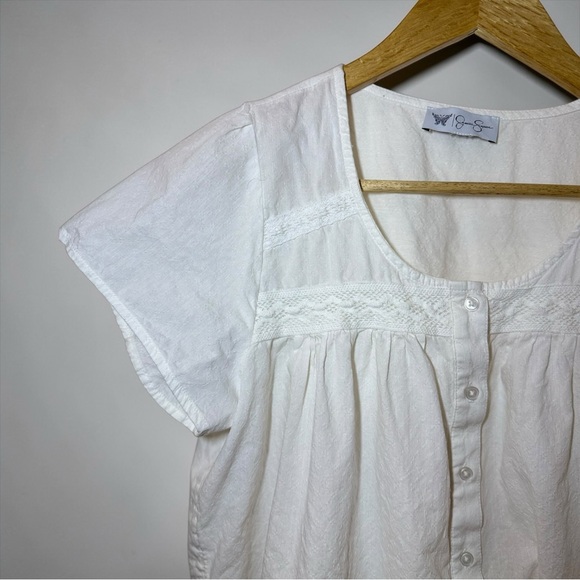 Jessica Simpson Cotton Lace Yoke Peplum Short-Sleeve Boho Button-Front Top S - Picture 4 of 6